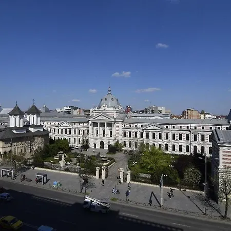 University Square - View Of City Bucharest Exterior photo